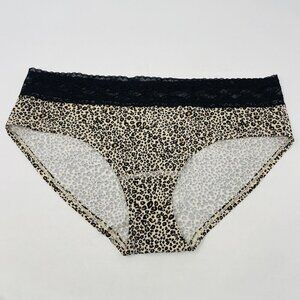 Victorias Secret Womens Size XL Lace Waistband Low Rise Hiphugger Panty 2580